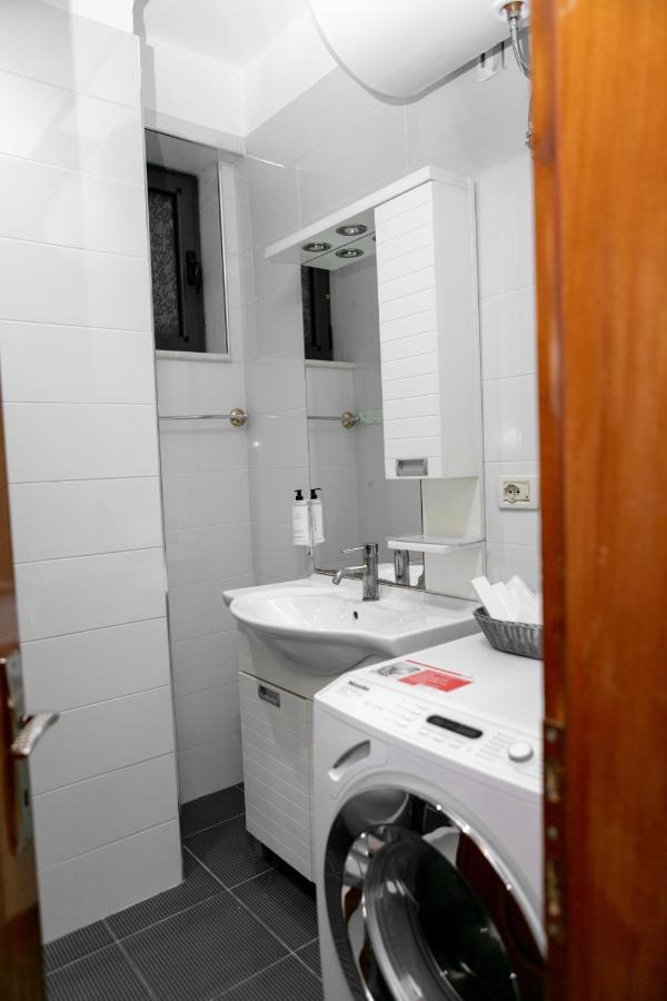 Spacious City Paradise - 3Br Apt In The Heart Of Τίρανα Εξωτερικό φωτογραφία